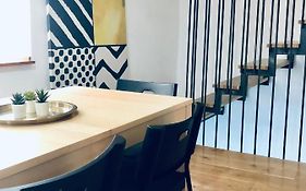 Seayou!***Charming 1-Bedroom Rental Unit In The Old City Center Of Cres