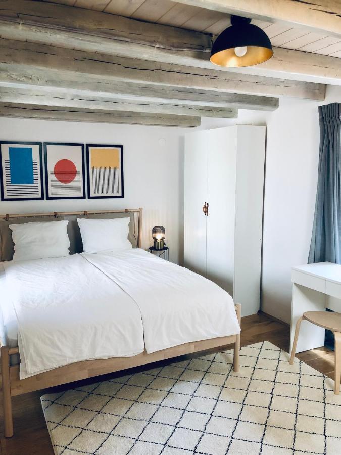 Seayou!***Charming 1-Bedroom Rental Unit In The Old City Center Of Cres Exteriér fotografie