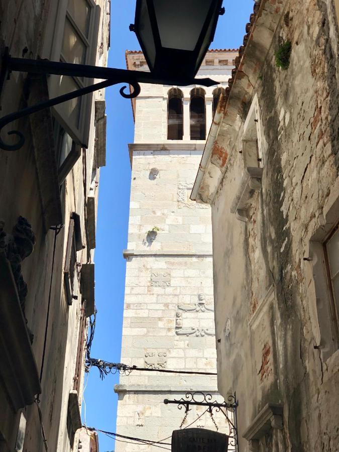 Seayou!***Charming 1-Bedroom Rental Unit In The Old City Center Of Cres Exteriér fotografie